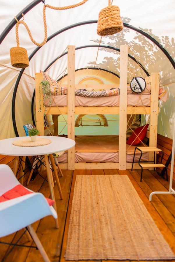 Dragonfly Gardens - The Wagons Hotel Brasov Ngoại thất bức ảnh
